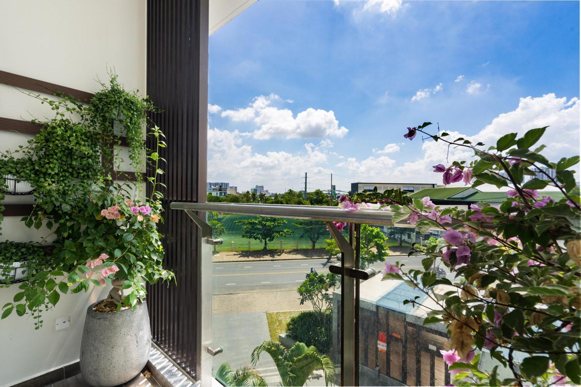 The Peak Midtown Twobedroom With Balcony Ho Si Minh-város Kültér fotó