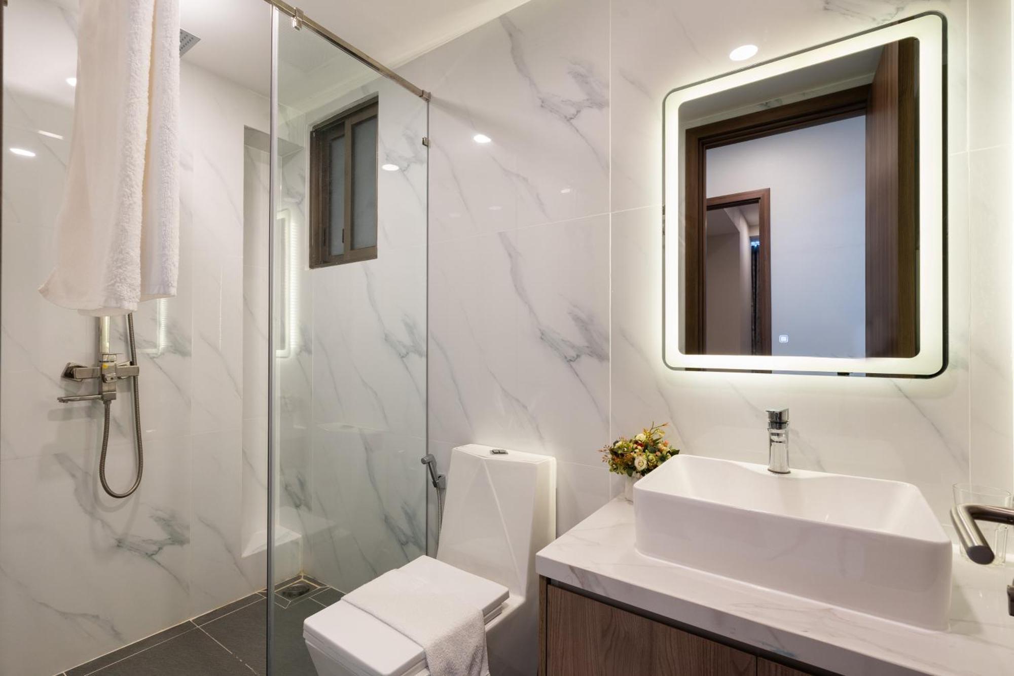 The Peak Midtown Twobedroom With Balcony Ho Si Minh-város Kültér fotó
