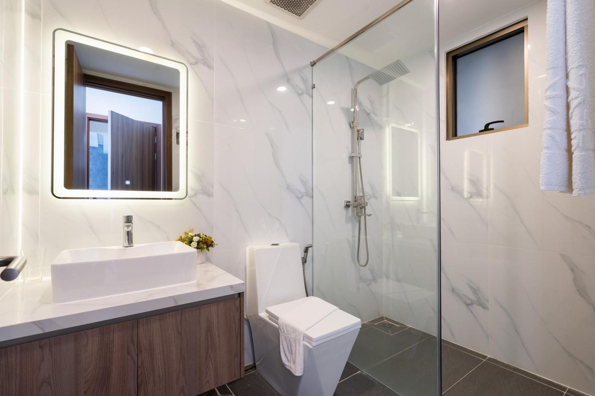 The Peak Midtown Twobedroom With Balcony Ho Si Minh-város Kültér fotó